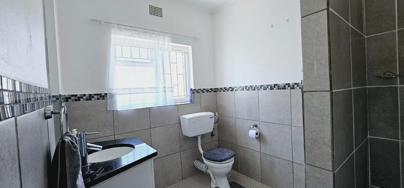 4 Bedroom Property for Sale in Kleinmond Western Cape